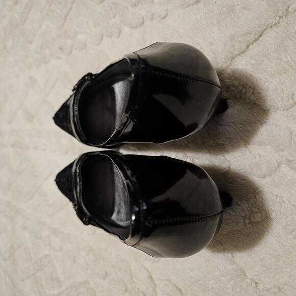 Anne Klein iflex Black Crocodile Embossed Patent Leather Pointed Kitten Heels 7 - Picture 3 of 9